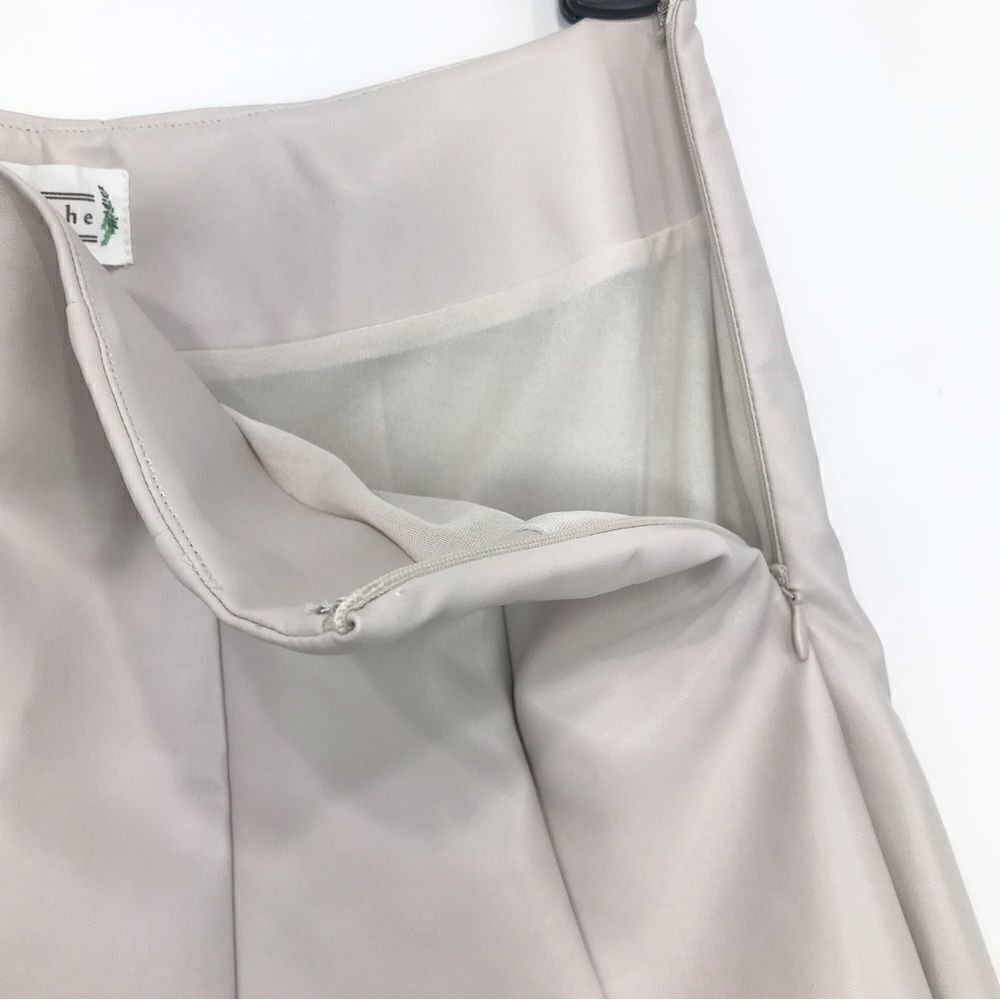 Love Riche Light Taupe Tan Faux Leather Skater Mini Skirt NEW - Picture 10 of 16